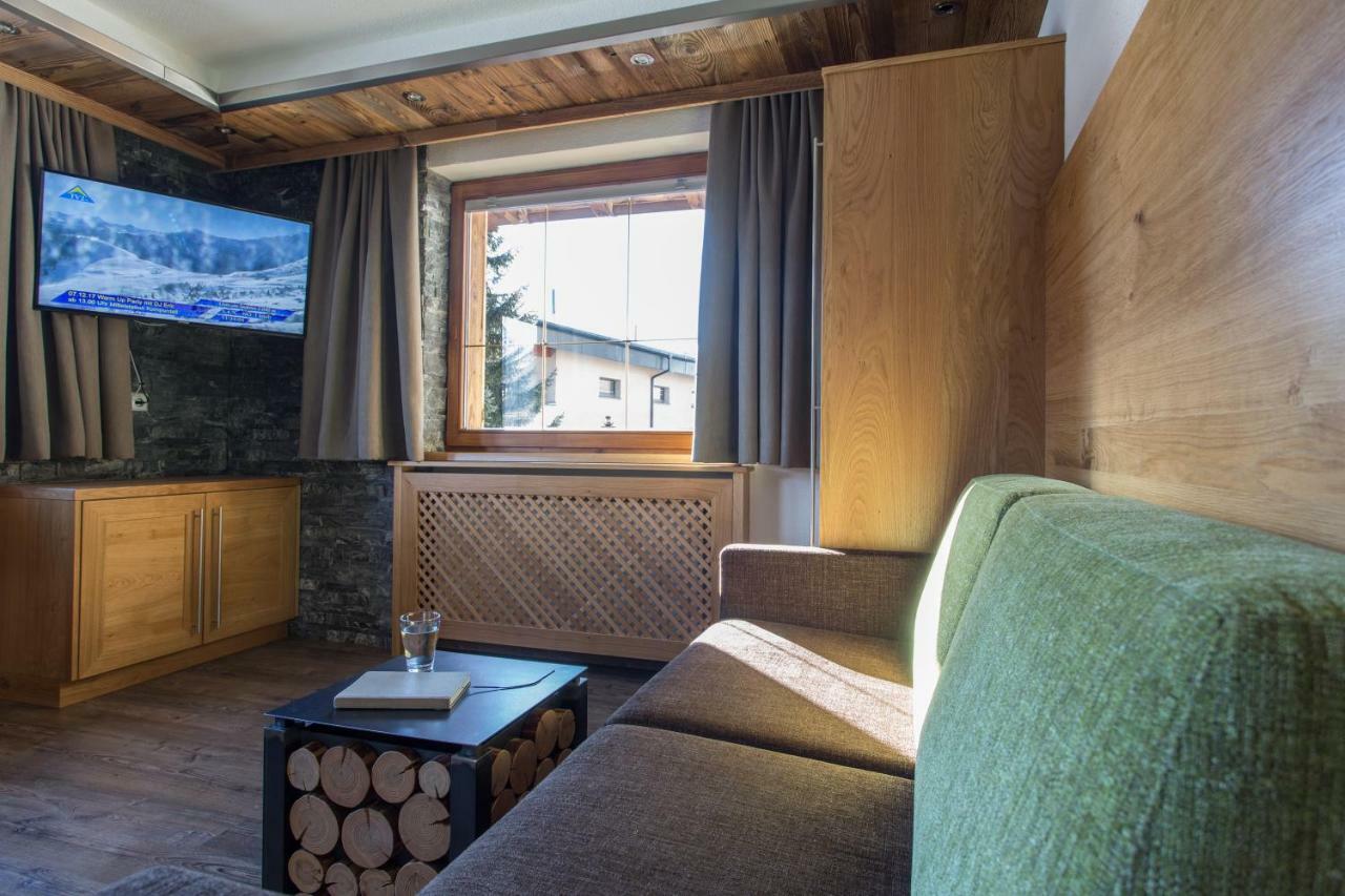 Naturlodge Ladis Ehemals Alpenlodge Alexander Inklusive Sommer Bergbahnticket Extérieur photo